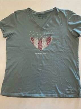 Life is Good Women's Crusher Tee, Large Sage V-Neck Tee, Patriotic Heart Graphic